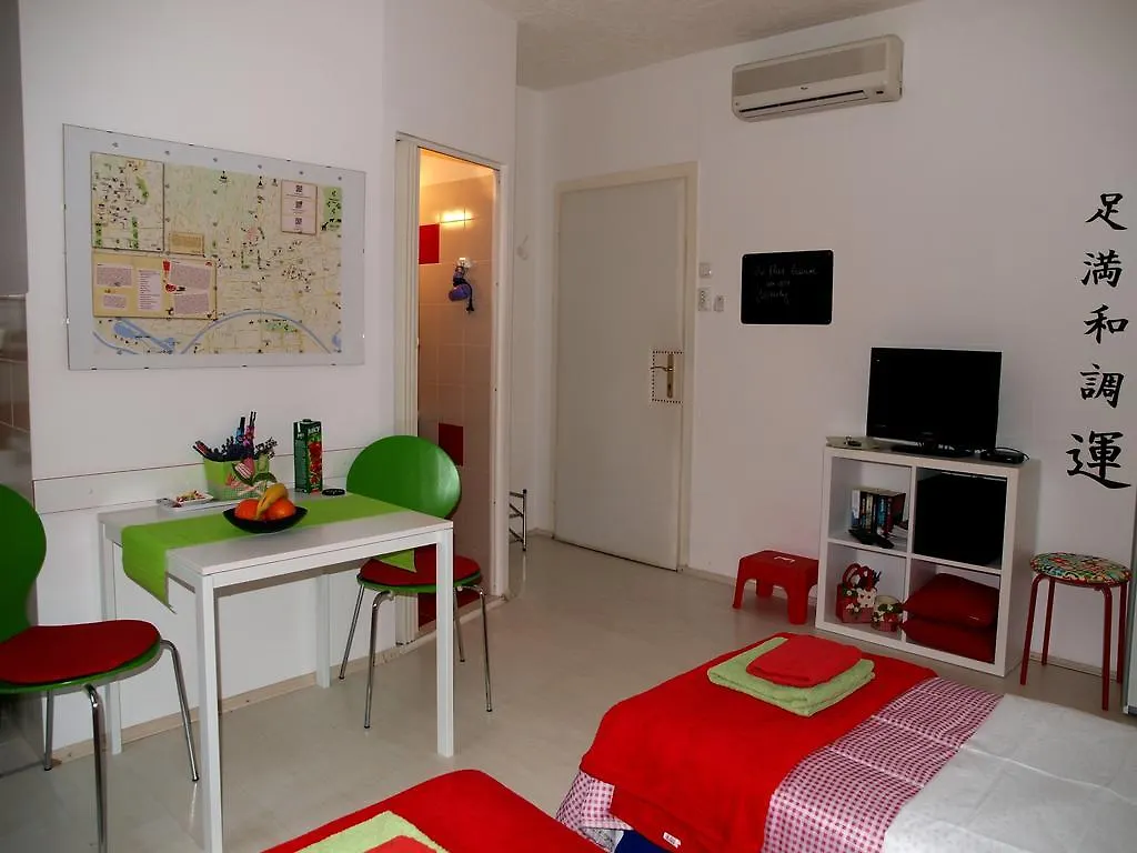 Apartments Bella Zagreb 0*,  Croatia