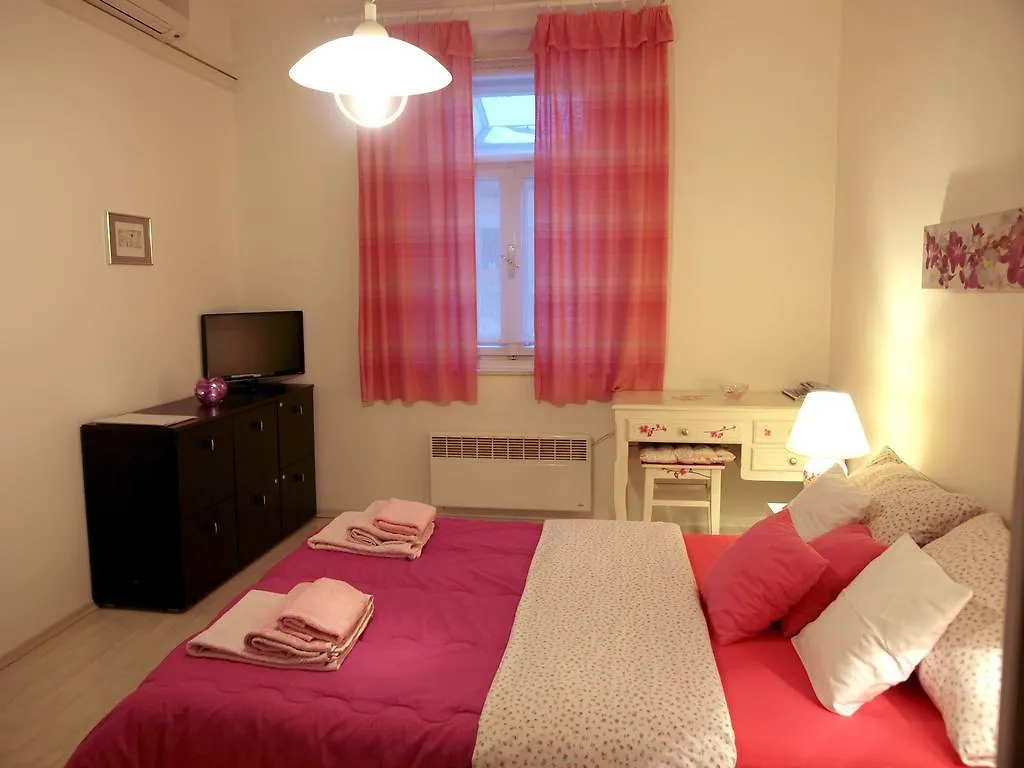 Apartments Bella Zagreb